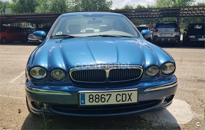 Usado Jaguar X-type Executive 231 CV (169 kW) 2003 Azul Berlina