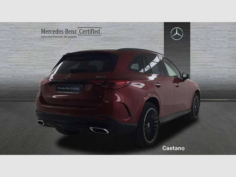 Usado Mercedes GLC300e 313 CV (230 kW) 2023 Rojo SUV