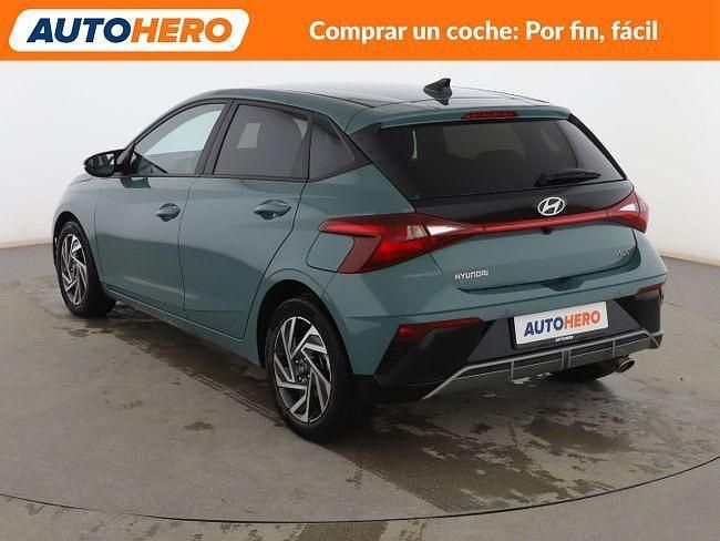 Usado Hyundai i20 101 CV (74 kW) 2025 Verde Utilitario