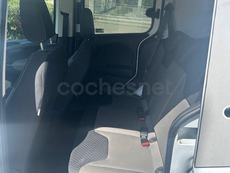 Usado Ford Tourneo Courier Ambiente 75 CV (55 kW) 2019 Blanco Monovolumen