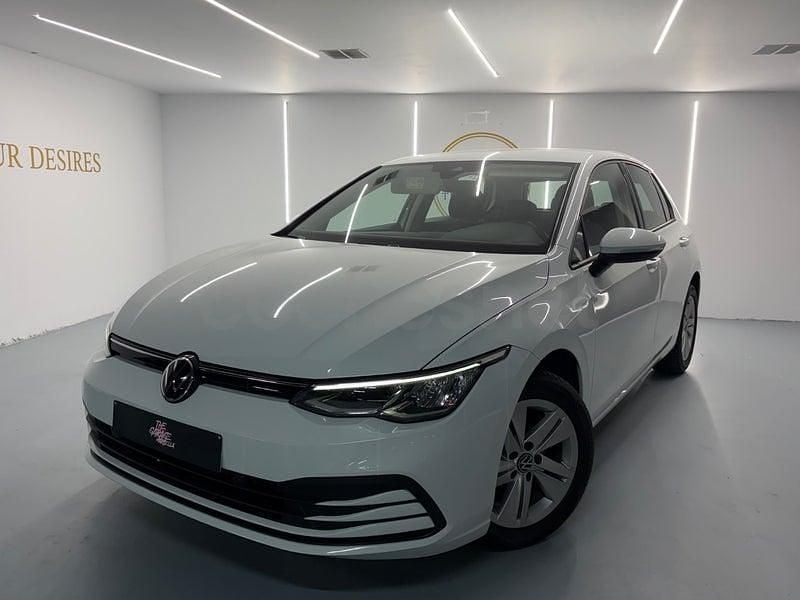 Usado VW Golf VIII Sportline 130 CV (95 kW) 2020 Blanco Berlina