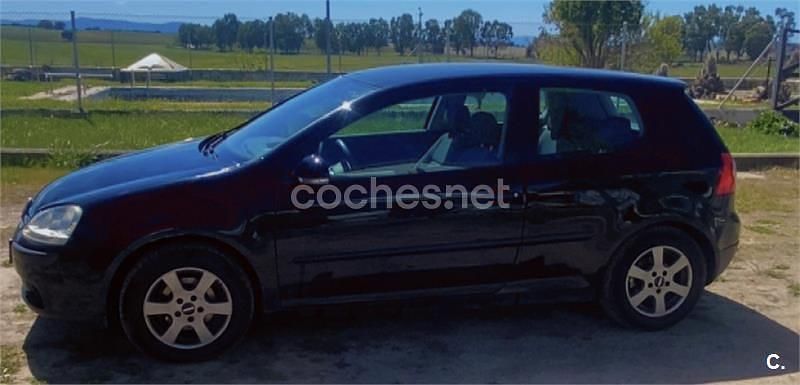 Usado VW Golf IV Conceptline 75 CV (55 kW) 2004 Negro Berlina