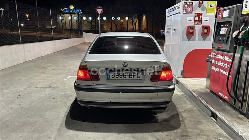 Usado BMW 320 136 CV (100 kW) 2000 Gris / plata Berlina