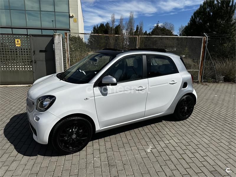 Usado Smart ForFour Passion 71 CV (52 kW) 2015 Blanco Utilitario