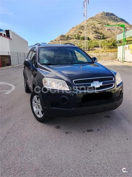 Usado Chevrolet Captiva LS 127 CV (93 kW) 2009 Negro SUV