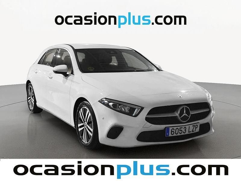 Usado Mercedes A180 136 CV (100 kW) 2022 Blanco