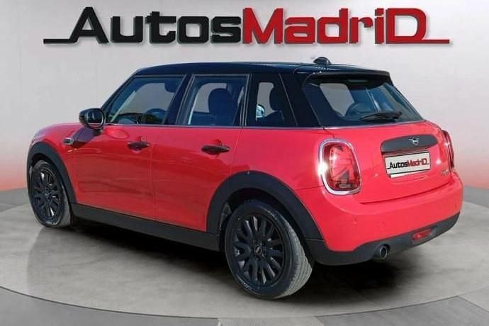Usado Mini Cooper 137 CV (100 kW) 2021 Rojo Utilitario