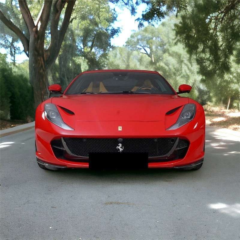 Rojo Usado 2020 Ferrari 812 Coupe | 322.900 € - Imagen 1/4