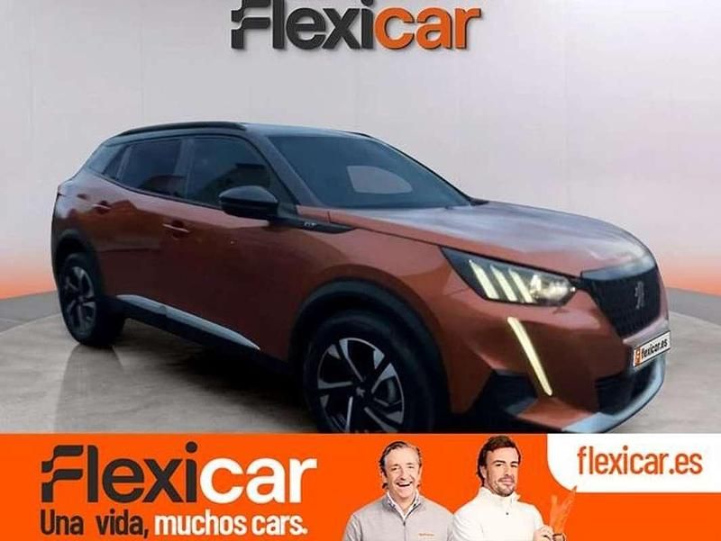 Usado Peugeot 2008 GT-line 131 CV (96 kW) 2023 Naranja SUV