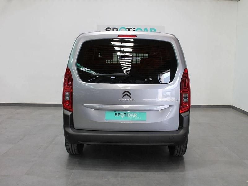 Usado Citroën Berlingo Feel 102 CV (75 kW) 2023 Gris Monovolumen