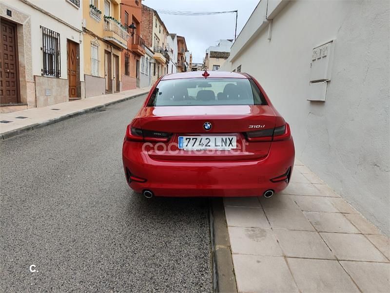 Usado BMW 318 150 CV (110 kW) 2021 Rojo Berlina