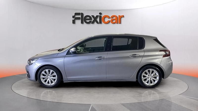 Usado Peugeot 308 Style 131 CV (96 kW) 2020 Gris Utilitario