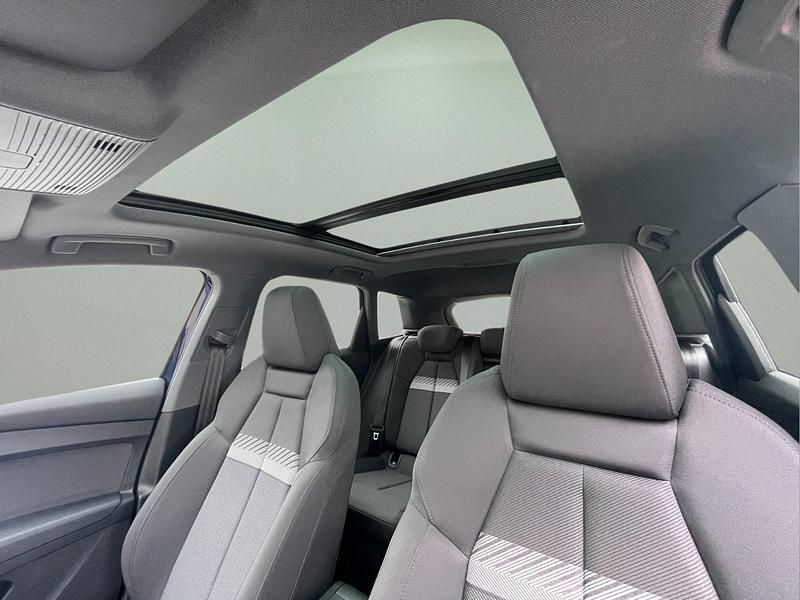 Usado Audi Q4 e-tron Advanced Plus 219 kW (299 CV) 2023 Azul SUV