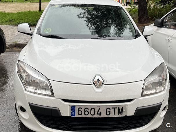 Blanco Usado 2010 Renault Mégane Berlina | 4500 € (Precio justo) - Imagen 1/4