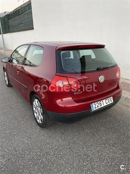 Granate Usado 2004 VW Golf IV Sportline Berlina | 4000 € (Precio justo) - Imagen 1/4