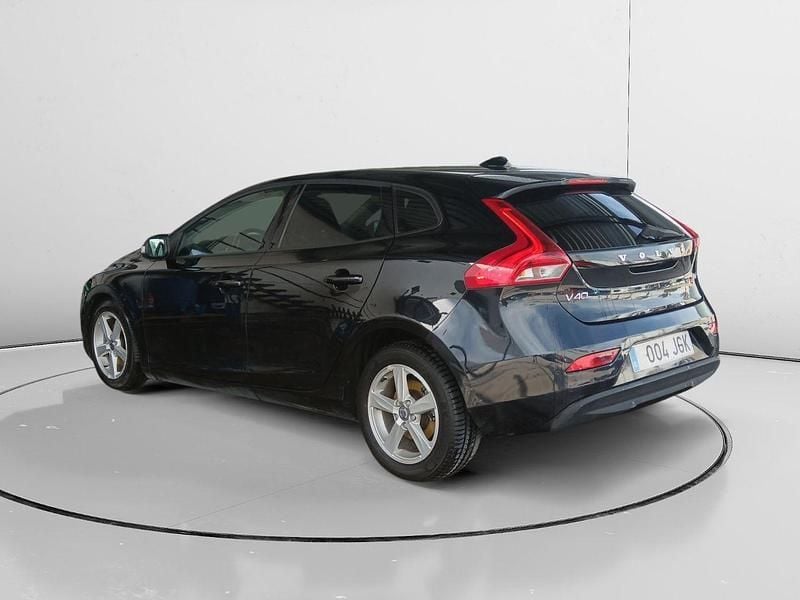 Usado Volvo V40 Kinetic 115 CV (84 kW) 2014 Negro Berlina