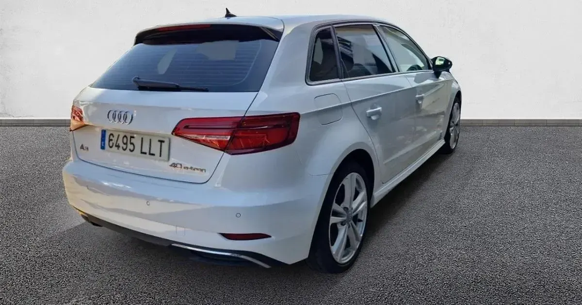 Usado Audi A3 Sportback e-tron S-Line 204 CV (150 kW) 2020 Utilitario