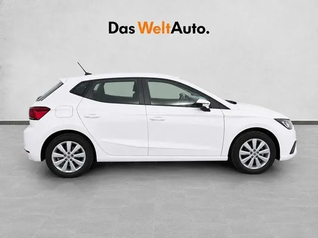 Usado Seat Ibiza Reference 80 CV (58 kW) 2022 Blanco Utilitario