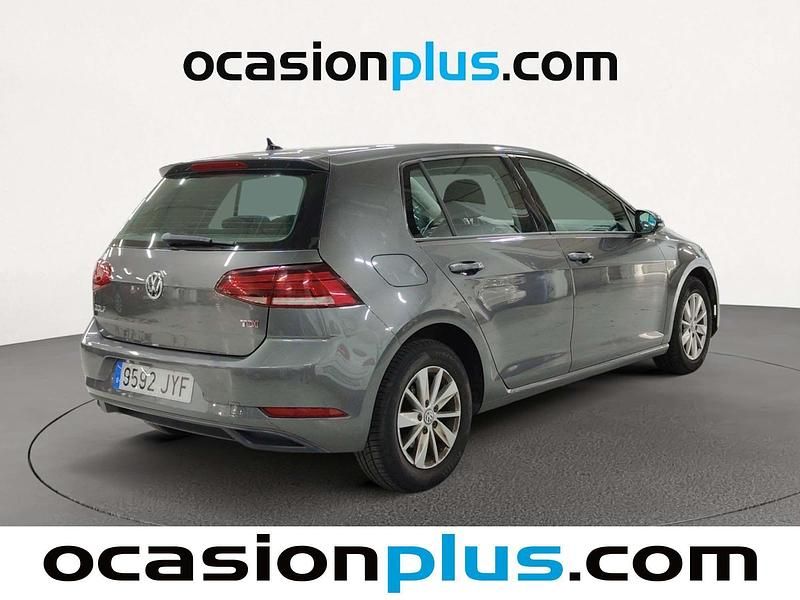 Usado VW Golf VII Edition 116 CV (85 kW) 2017 Gris Utilitario