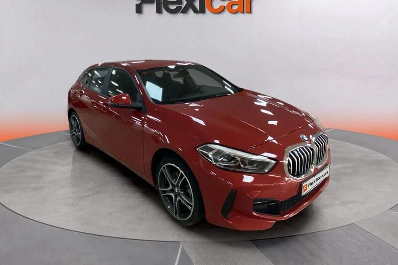 Rojo Usado 2021 BMW 118 Utilitario | 18.890 € (Precio justo) - Imagen 1/4
