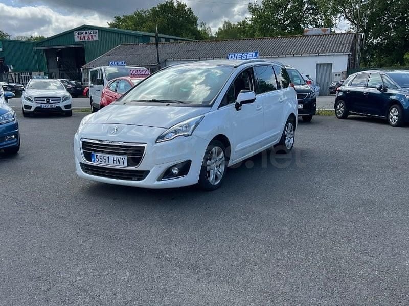 Usado Peugeot 5008 Active 150 CV (110 kW) 2014 Blanco Monovolumen
