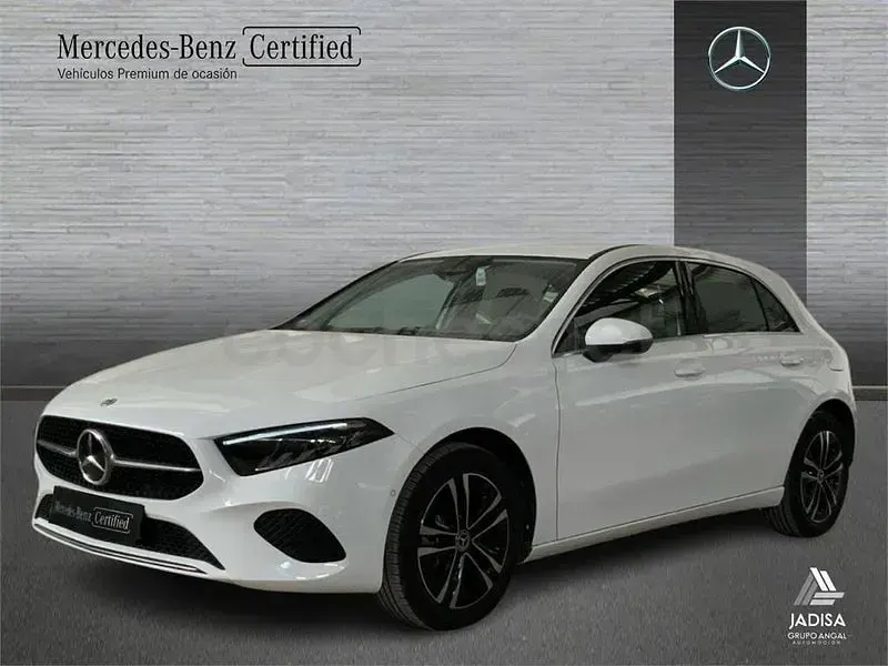 Usado Mercedes A250 218 CV (160 kW) 2024 Blanco Berlina