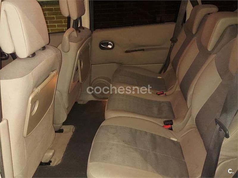 Usado Renault Scénic II Dynamique 130 CV (95 kW) 2006 Azul Monovolumen