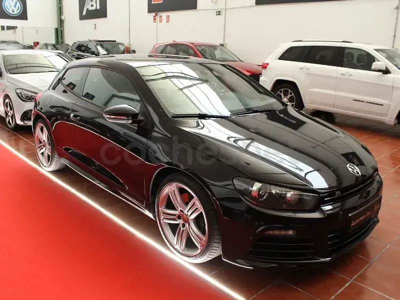 Usado VW Scirocco R 265 CV (194 kW) 2012 Negro Coupe