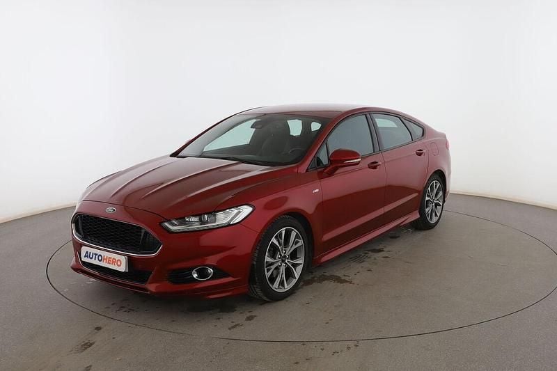 Rojo Usado 2018 Ford Mondeo ST-Line Berlina | 14.899 € (Precio justo) - Imagen 1/3