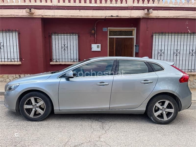 Gris / plata Usado 2013 Volvo V40 R-Design Momentum Familiar | 8000 € (Super precio) - Imagen 1/4