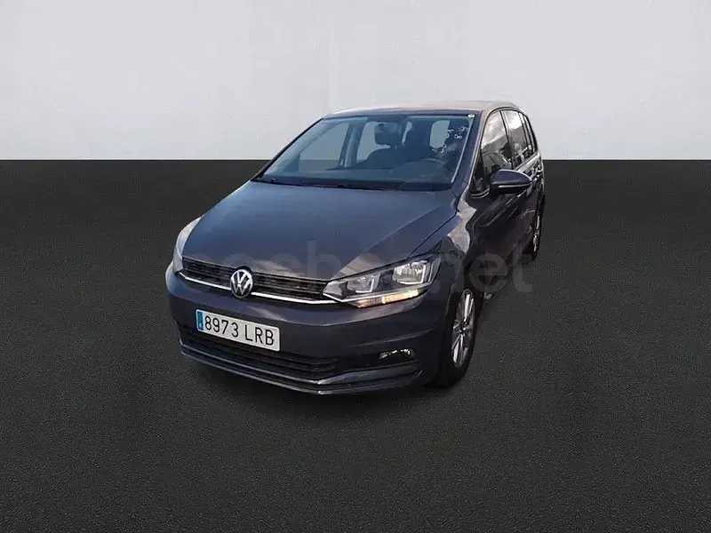 Usado VW Touran Edition 122 CV (89 kW) 2021 Gris / plata Monovolumen