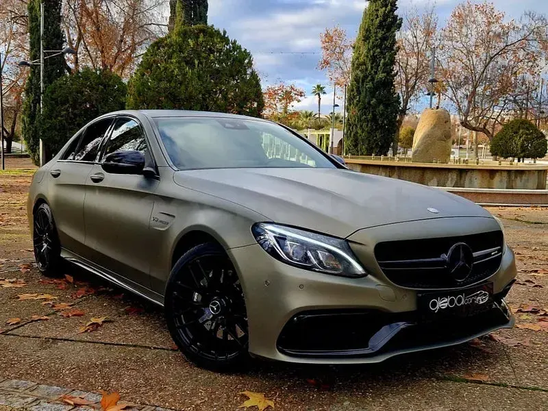 Usado Mercedes C63 AMG 476 CV (350 kW) 2017 Verde Berlina