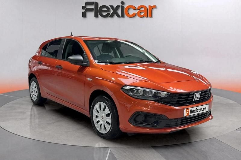 Naranja Usado 2024 Fiat Tipo Berlina | 16.190 € (Precio justo) - Imagen 1/4