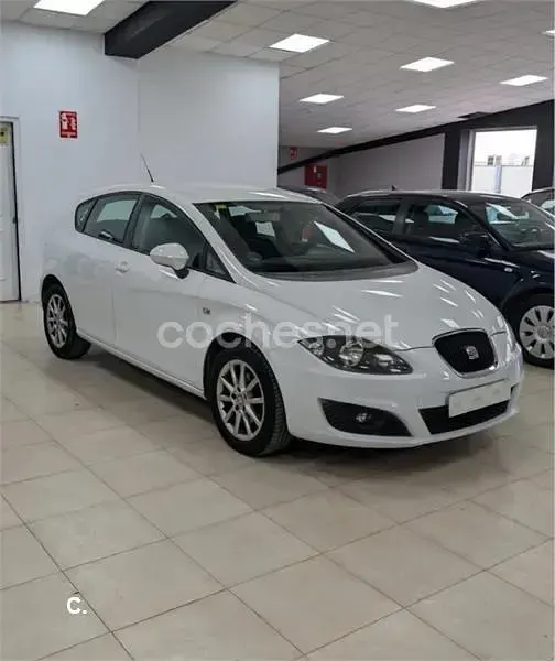 Usado Seat Leon Copa 105 CV (77 kW) 2012 Blanco Berlina
