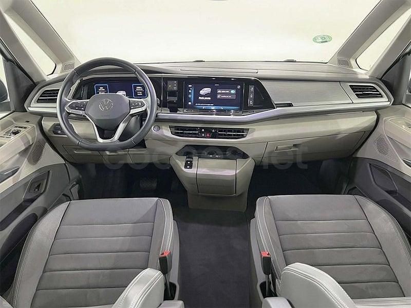Usado VW Multivan Life 150 CV (110 kW) 2025 Gris / plata Van