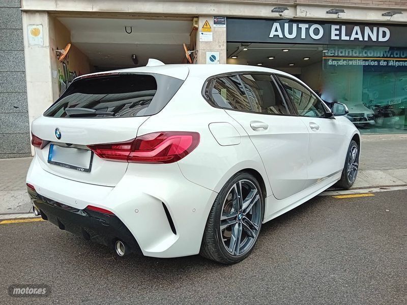 Blanco Usado 2020 BMW 120 Sport Line Utilitario | 39.900 € - Imagen 1/4