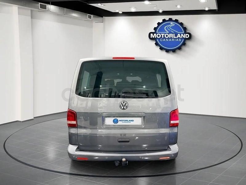Usado VW Multivan Highline 180 CV (132 kW) 2011 Gris / plata Monovolumen