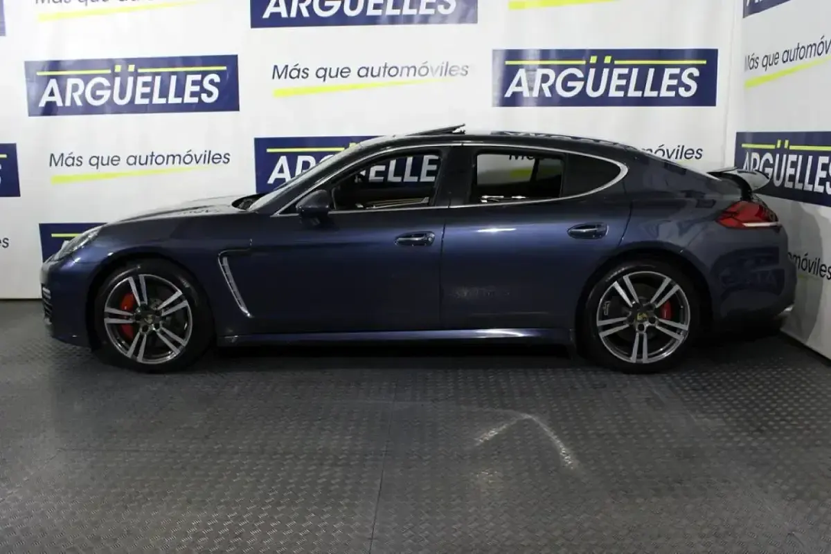 Usado Porsche Panamera Turbo 520 CV (382 kW) 2015 Azul Berlina
