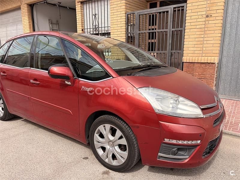 Usado Citroën C4 Picasso Exclusive 112 CV (82 kW) 2013 Rojo Monovolumen