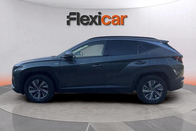 Usado Hyundai Tucson 136 CV (100 kW) 2023 Gris SUV