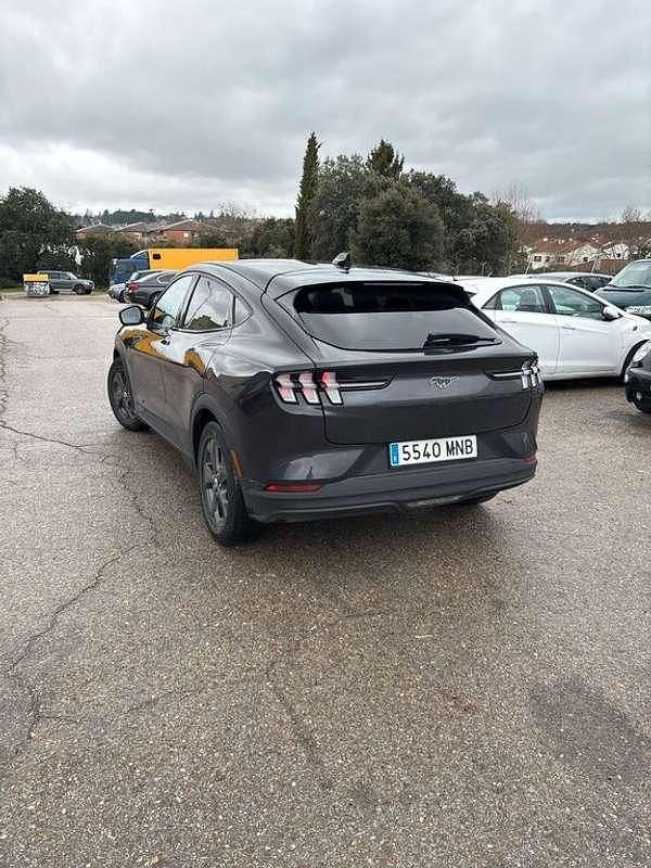 Usado Ford Mustang Mach-E Premium 216 kW (294 CV) 2024 Gris SUV