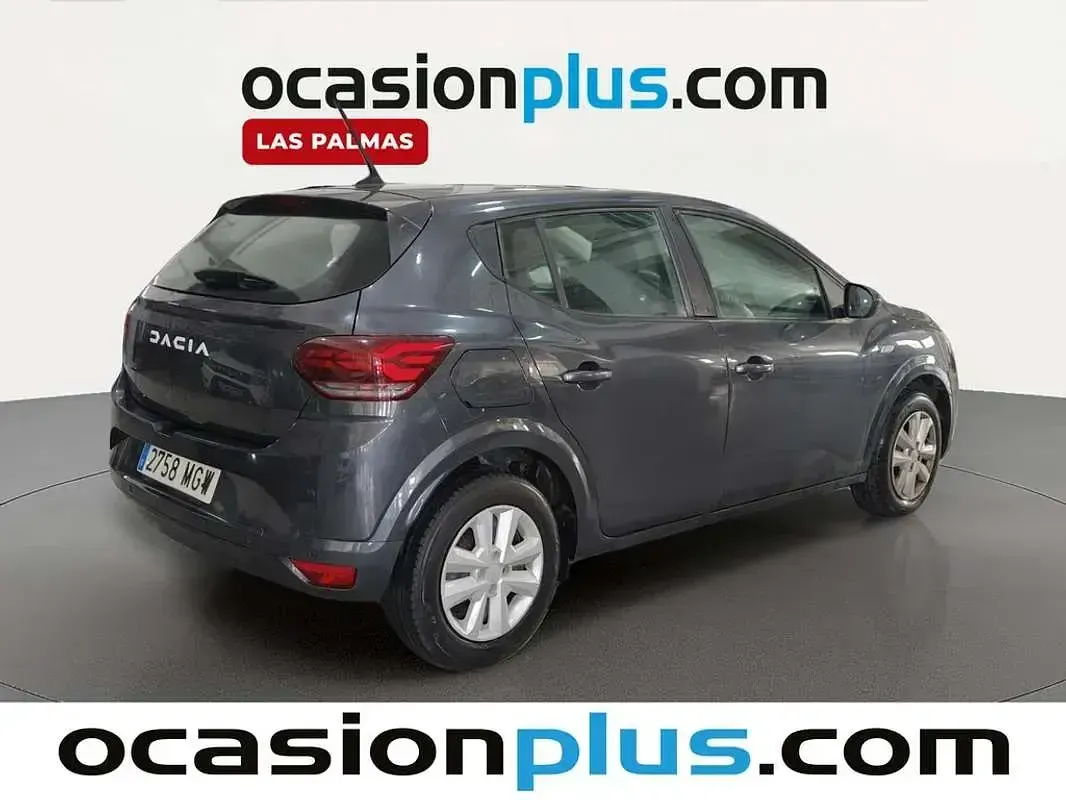 Usado Dacia Sandero Expression 91 CV (66 kW) 2023 Gris Utilitario