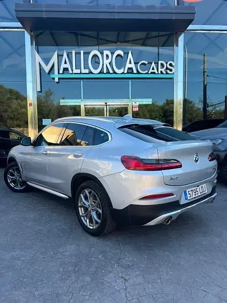 Usado BMW X4 184 CV (135 kW) 2019 Gris / plata SUV