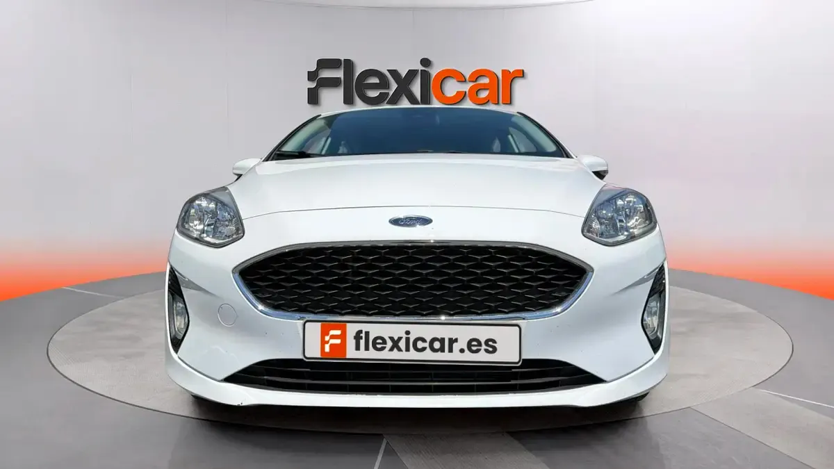 Usado Ford Fiesta Active 86 CV (63 kW) 2018 Blanco Utilitario