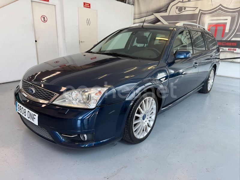 Azul Usado 2005 Ford Mondeo ST Familiar | 8490 € (Caro) - Imagen 1/4