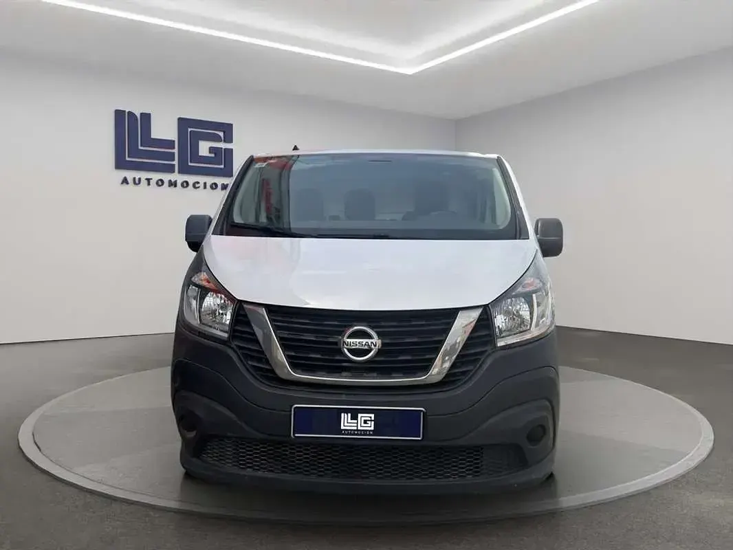 Usado Nissan NV300 120 CV (88 kW) 2022 Blanco Van