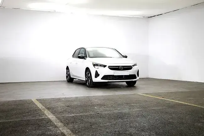 Usado Opel Corsa-e 100 kW (136 CV) 2023 Blanco Utilitario