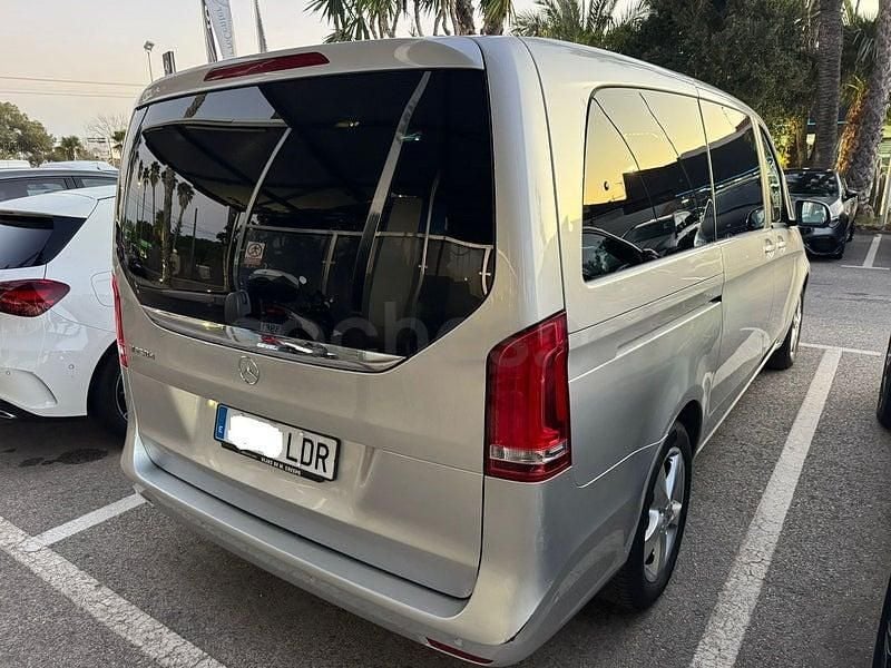 Usado Mercedes V250 Avantgarde 190 CV (139 kW) 2020 Gris / plata Monovolumen