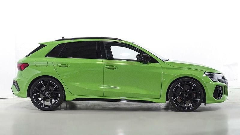 Usado Audi Q8 Premium 400 CV (294 kW) 2024 Verde SUV