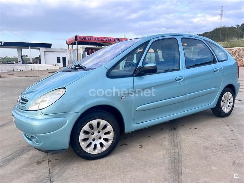 Usado Citroën Xsara Picasso Exclusive 90 CV (66 kW) 2003 Azul Monovolumen